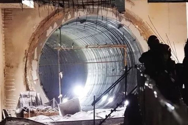 什么掘進(jìn)設(shè)備適合公路隧道施工，適合隧道掘進(jìn)的設(shè)備有哪些_隧道掘進(jìn)機(jī)